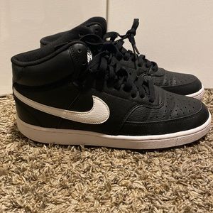 Womens Nike Court Vision Mid